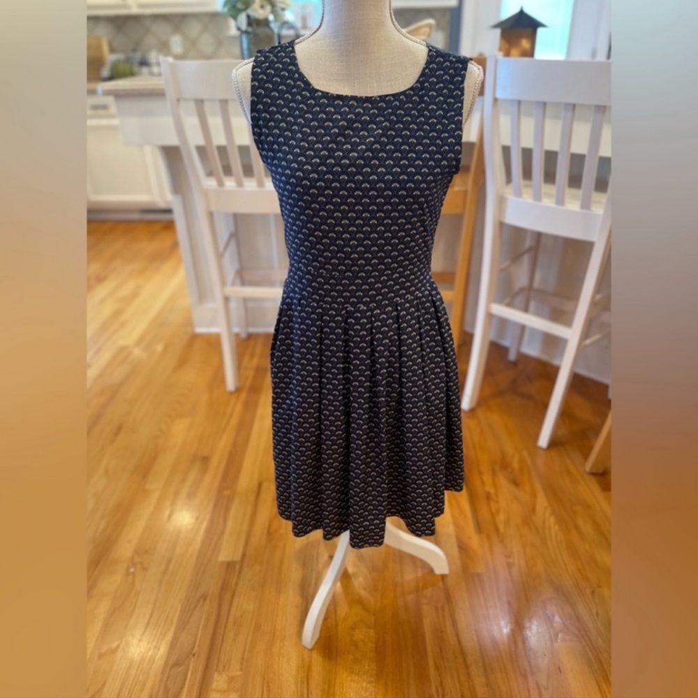 Silversilk navy blue and white shell pattern sleeveless fit and flare dress